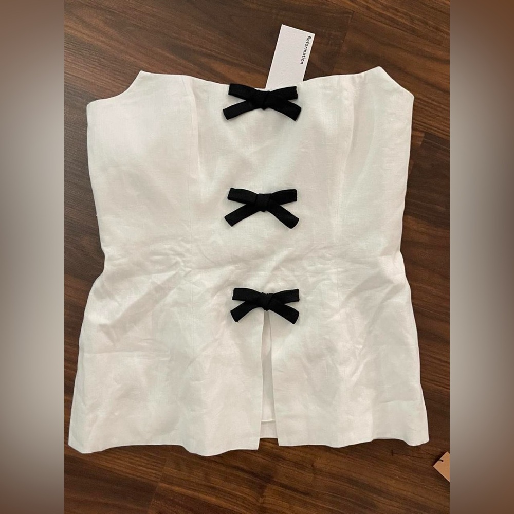 Brand new Reformation strapless top.
